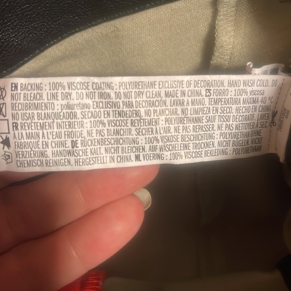 Honda shorts size small - Picture 7 of 7